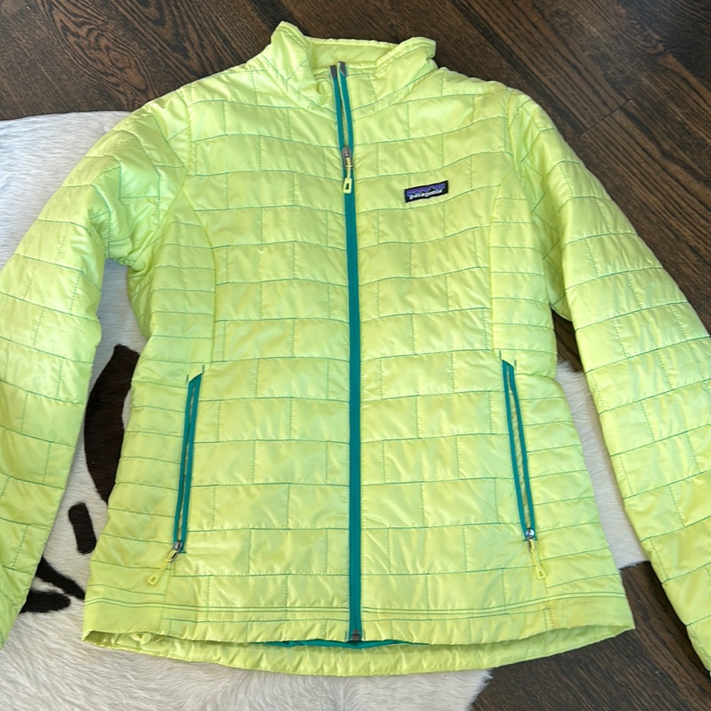 Patagonia Lightweight Long Sleeve Quilted Puffer Jacket